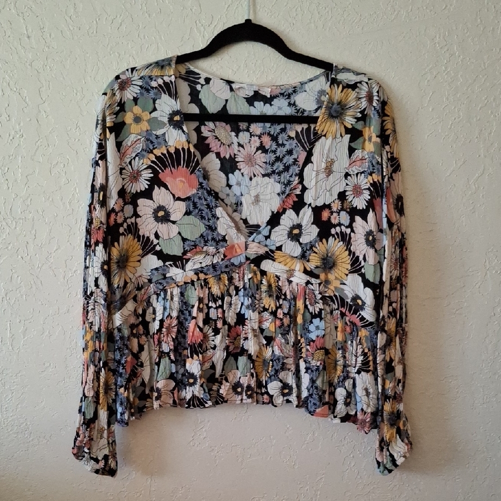 O'Neill Black and White Blouse Top - Picture 2 of 6